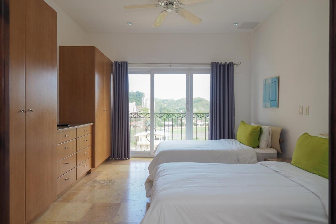 Ocean Terrace, Beachfront- A505 哈科 外观 照片